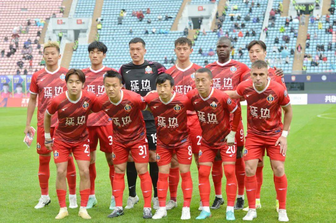 黄振飞惊艳破门，延边龙鼎1-0击败青岛红狮，逼近中甲前二的简单介绍